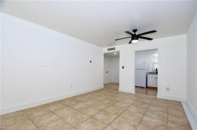 200 Turtle Lake CT 108, Naples, FL 34105