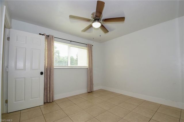 200 Turtle Lake CT 108, Naples, FL 34105