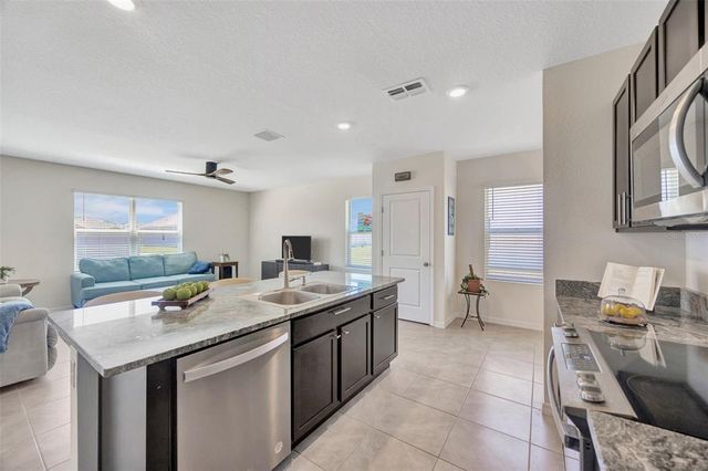 5758 HOLLINGWORTH TRAIL, Wesley Chapel, FL 33545