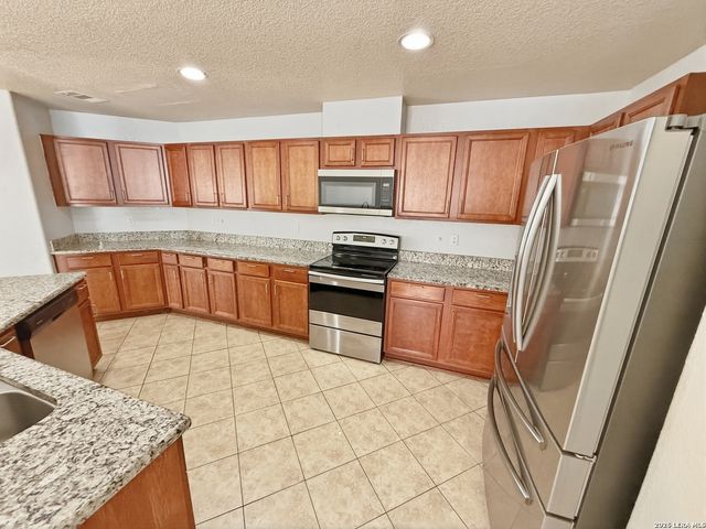 535 Gable Point, San Antonio, TX 78251
