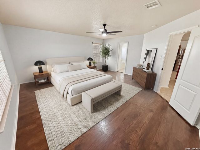 535 Gable Point, San Antonio, TX 78251