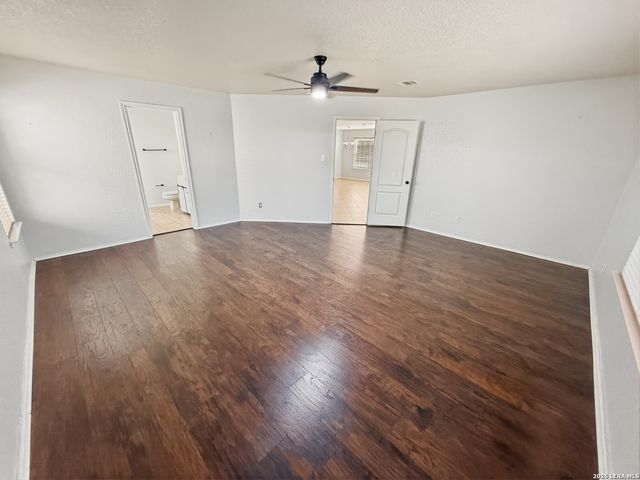 535 Gable Point, San Antonio, TX 78251