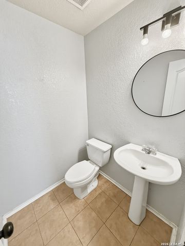 535 Gable Point, San Antonio, TX 78251