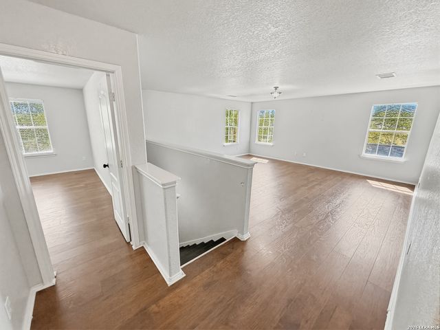 535 Gable Point, San Antonio, TX 78251