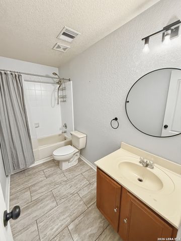 535 Gable Point, San Antonio, TX 78251