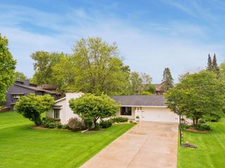 17950 3rd Avenue N, Plymouth, MN 55447