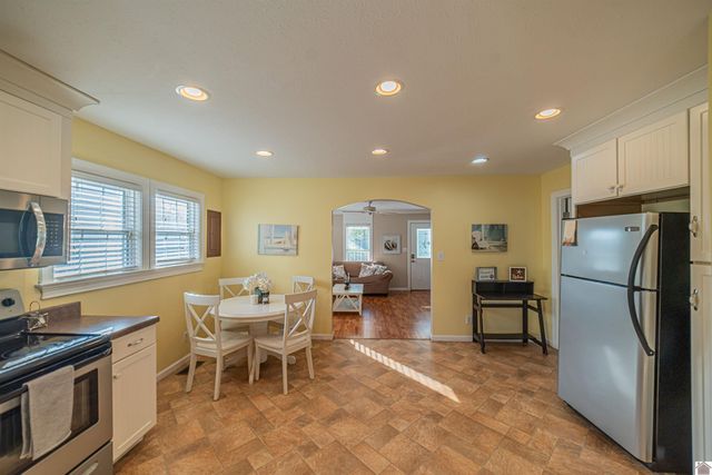 1629 Clark St, Paducah, KY 42001