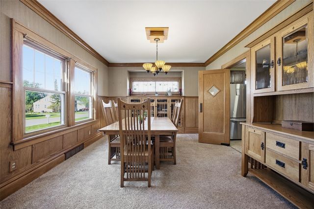 132 Church Street, Fairfax, IA 52228