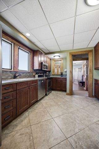 132 Church Street, Fairfax, IA 52228