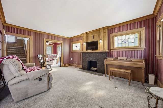 132 Church Street, Fairfax, IA 52228