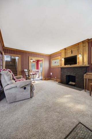 132 Church Street, Fairfax, IA 52228