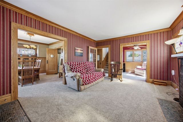 132 Church Street, Fairfax, IA 52228