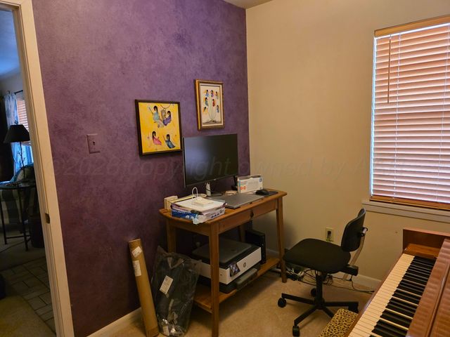 600 Avenue K SE, Childress, TX 79201