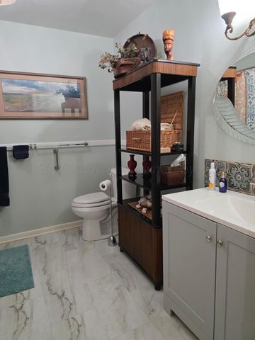 600 Avenue K SE, Childress, TX 79201