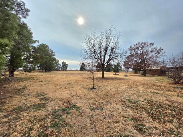 600 Avenue K SE, Childress, TX 79201