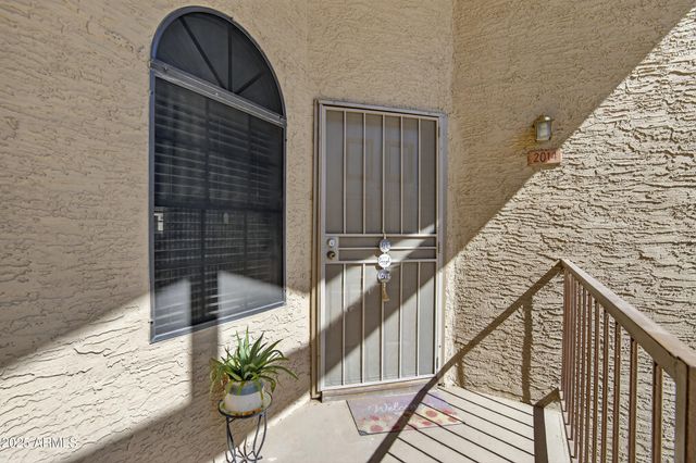 930 N MESA Drive 2014, Mesa, AZ 85201