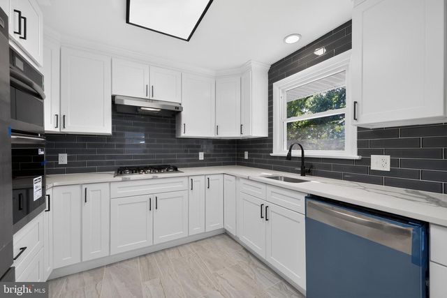 769 S VALLEY AVE, Vineland, NJ 08360