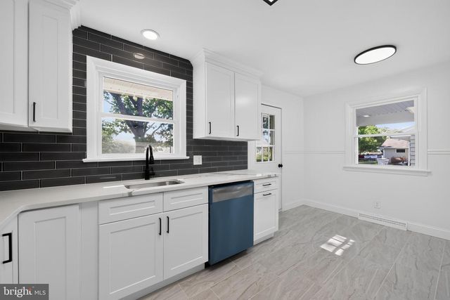 769 S VALLEY AVE, Vineland, NJ 08360