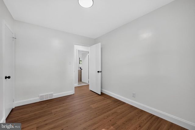 769 S VALLEY AVE, Vineland, NJ 08360
