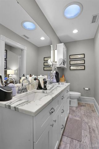 3865 McDonald Avenue, St Louis, MO 63116