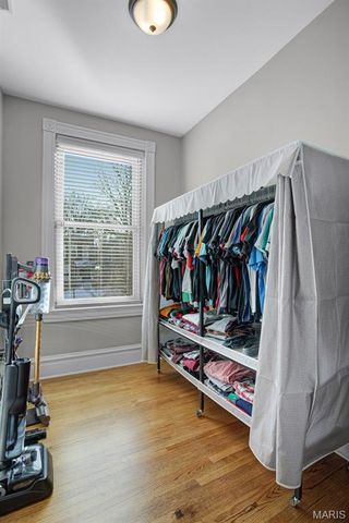 3865 McDonald Avenue, St Louis, MO 63116