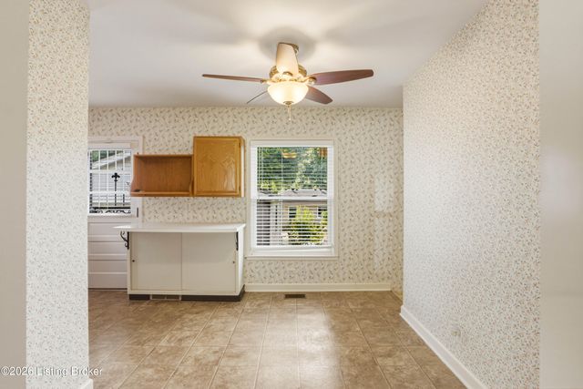 1614 Ehrler Dr, Louisville, KY 40213