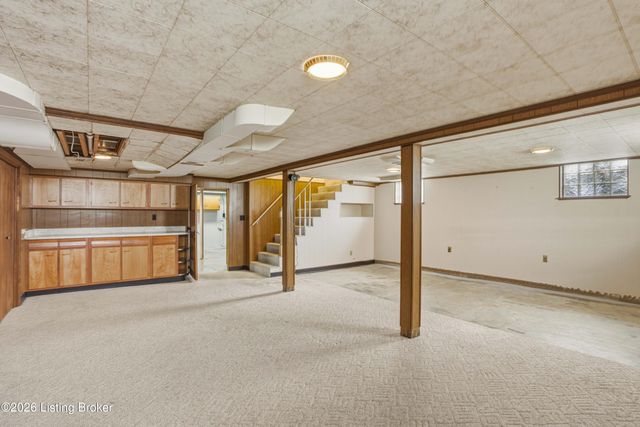 1614 Ehrler Dr, Louisville, KY 40213