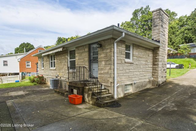 1614 Ehrler Dr, Louisville, KY 40213