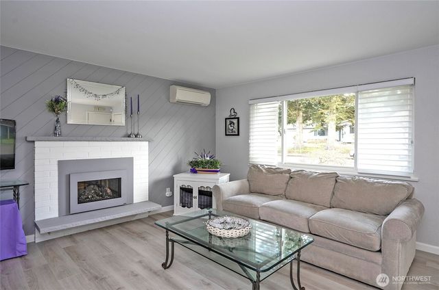 7614 47th Avenue E, Tacoma, WA 98443