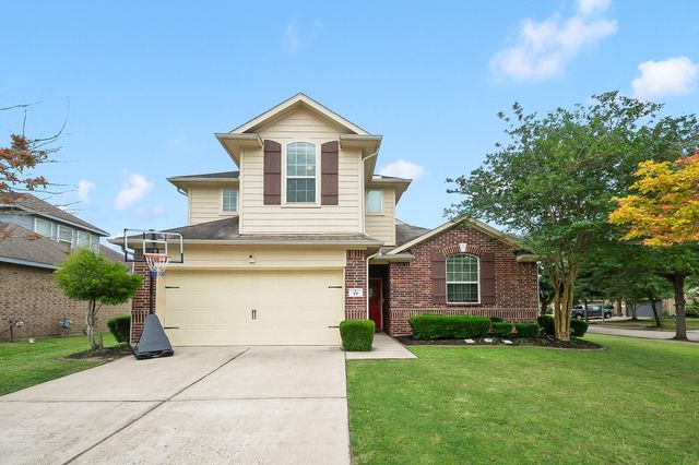 101 Long Meadow Ct, Clute, TX 77531