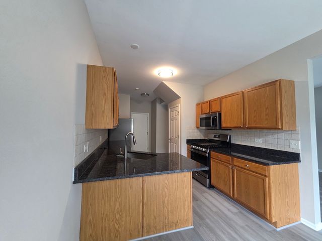 1738 WINDWARD Court, Naperville, IL 60563