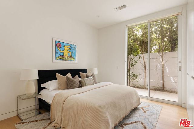 721 N Vista Street, Los Angeles, CA 90046