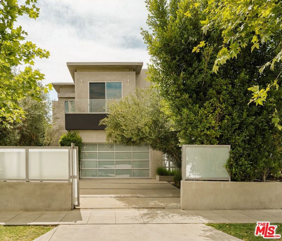 721 N Vista Street, Los Angeles, CA 90046