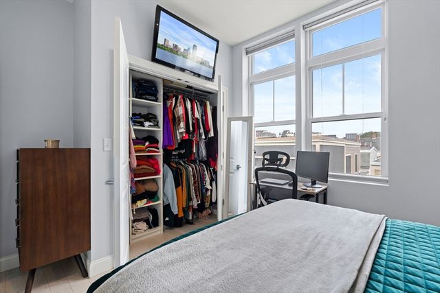 170 W Broadway 412, Boston, MA 02127