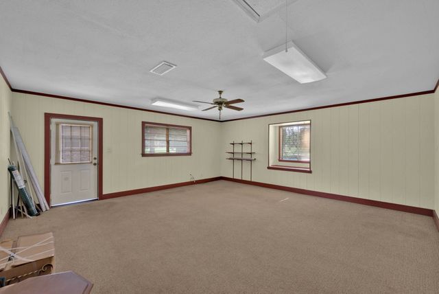 3053 Pines Road, Shreveport, LA 71119