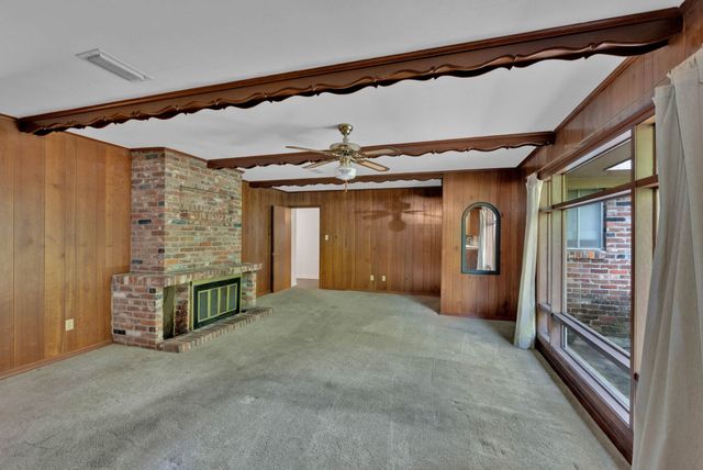 3053 Pines Road, Shreveport, LA 71119