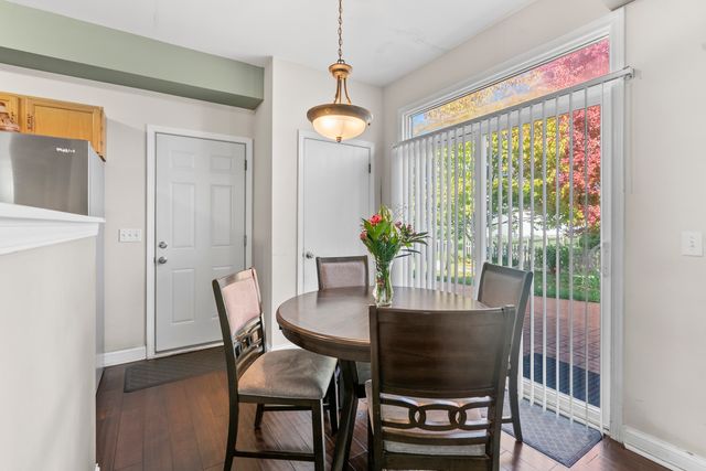 1896 Sedgegrass Trail, Aurora, IL 60504