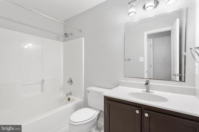 46613 SILHOUETTE SQ, Sterling, VA 20164