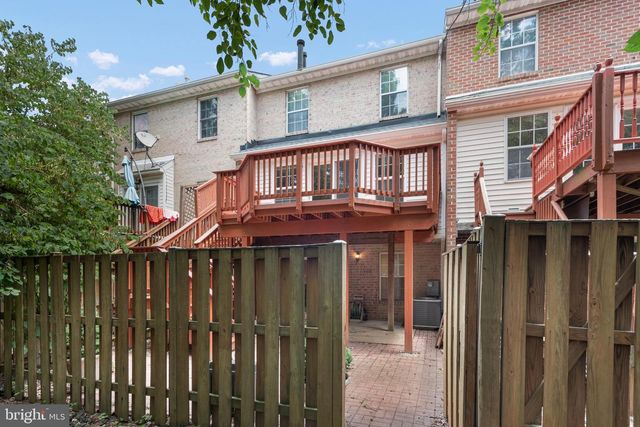 46613 SILHOUETTE SQ, Sterling, VA 20164