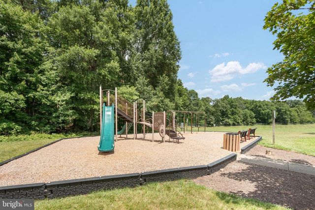 46613 SILHOUETTE SQ, Sterling, VA 20164