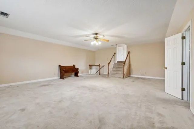 2216 Ewing Dr, Lebanon, TN 37087