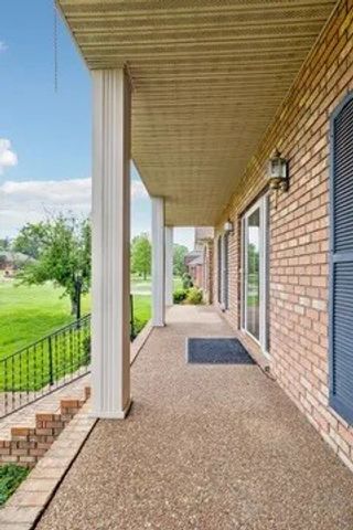 2216 Ewing Dr, Lebanon, TN 37087