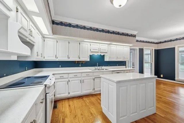 2216 Ewing Dr, Lebanon, TN 37087