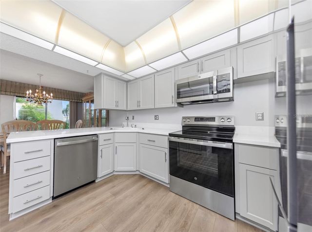 1655 S HIGHLAND AVENUE I181, Clearwater, FL 33756