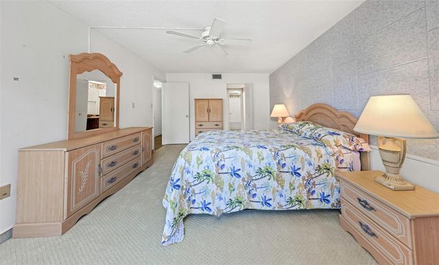 1655 S HIGHLAND AVENUE I181, Clearwater, FL 33756