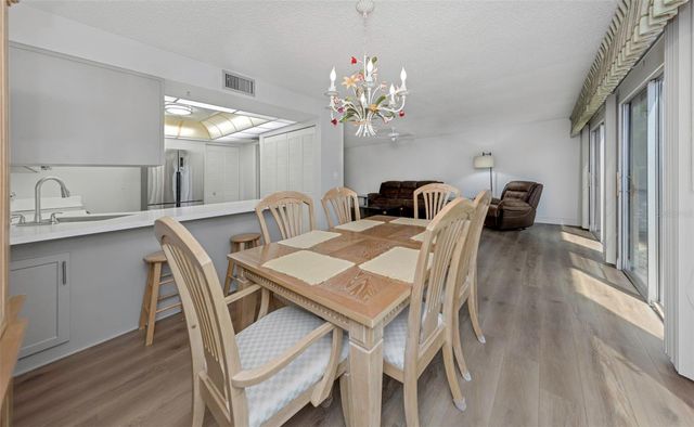 1655 S HIGHLAND AVENUE I181, Clearwater, FL 33756