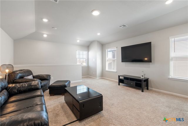 633 Golden Grove Parkway, San Marcos, TX 78666