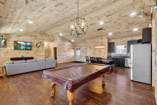 562 Northup Rd, Portland, TN 37148