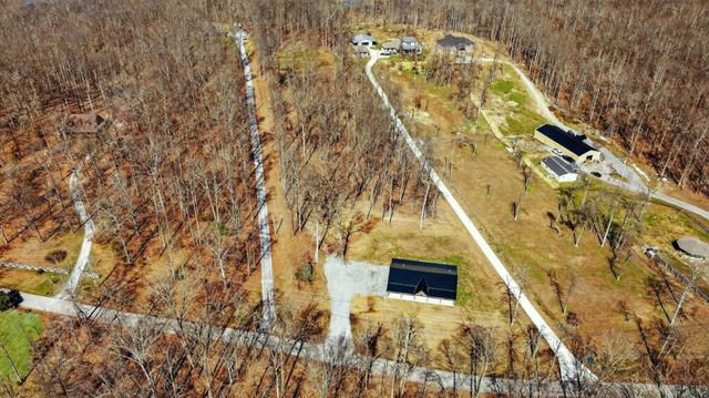 562 Northup Rd, Portland, TN 37148