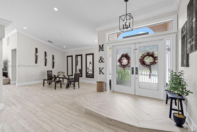 8412 NW 52nd Pl, Coral Springs, FL 33067